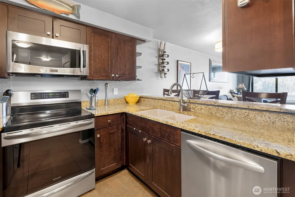 4895 76th Street SW #D701 Mukilteo, WA 98275