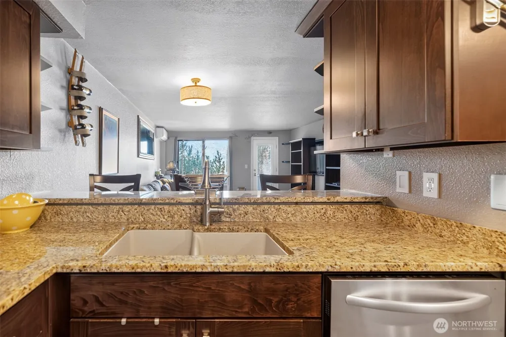 4895 76th Street SW #D701 Mukilteo, WA 98275