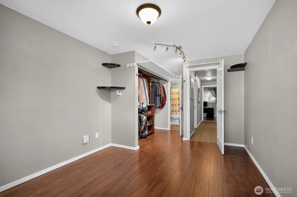 4895 76th Street SW #D701 Mukilteo, WA 98275
