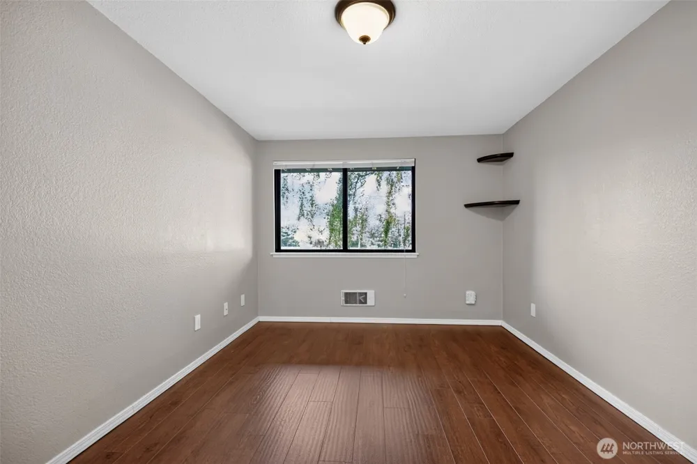 4895 76th Street SW #D701 Mukilteo, WA 98275