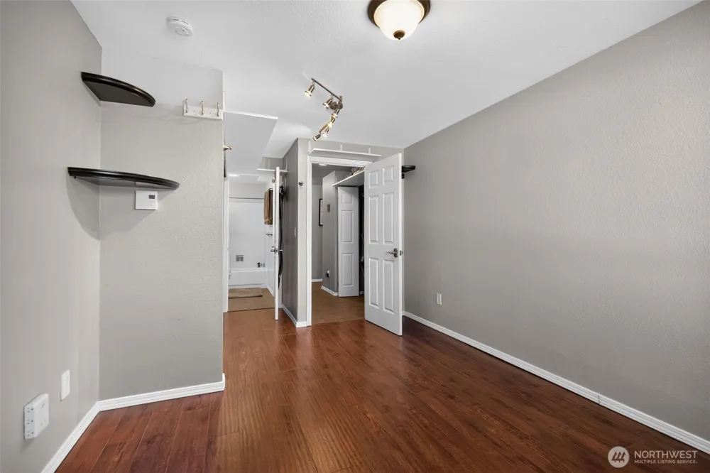 4895 76th Street SW #D701 Mukilteo, WA 98275