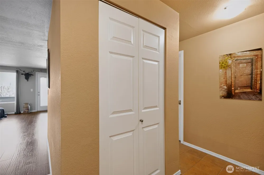 4895 76th Street SW #D701 Mukilteo, WA 98275