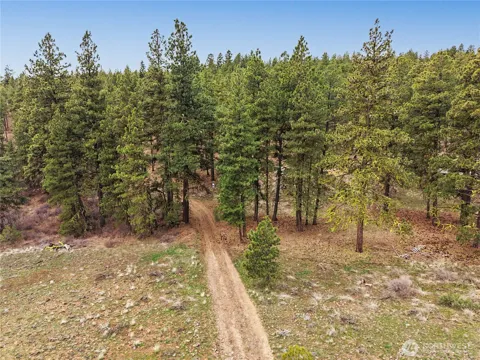 305 Sunrise Way
