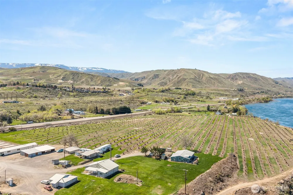 2988 Malaga Alcoa Highway Malaga, WA 98828