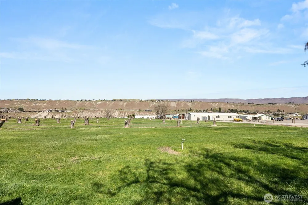 2988 Malaga Alcoa Highway Malaga, WA 98828