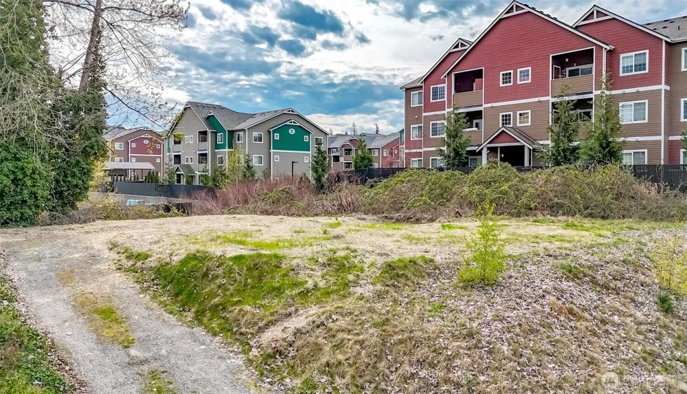 1725 Meridian Avenue E Edgewood, WA 98371