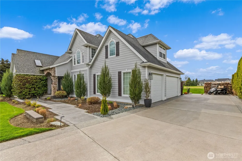 449 Island Green Way Lynden, WA 98264