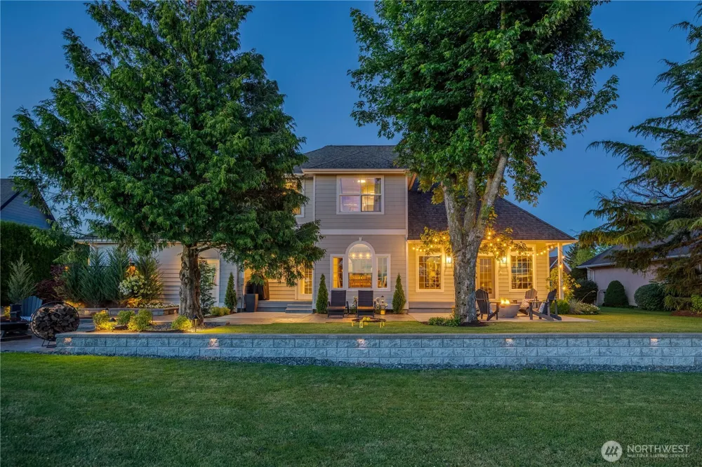449 Island Green Way Lynden, WA 98264