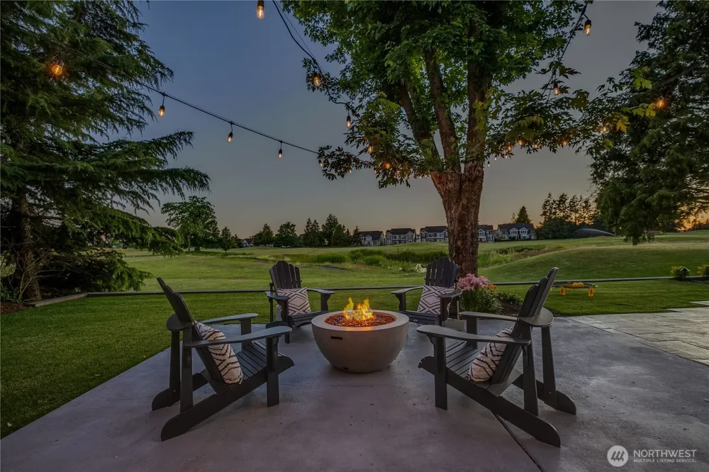 449 Island Green Way Lynden, WA 98264
