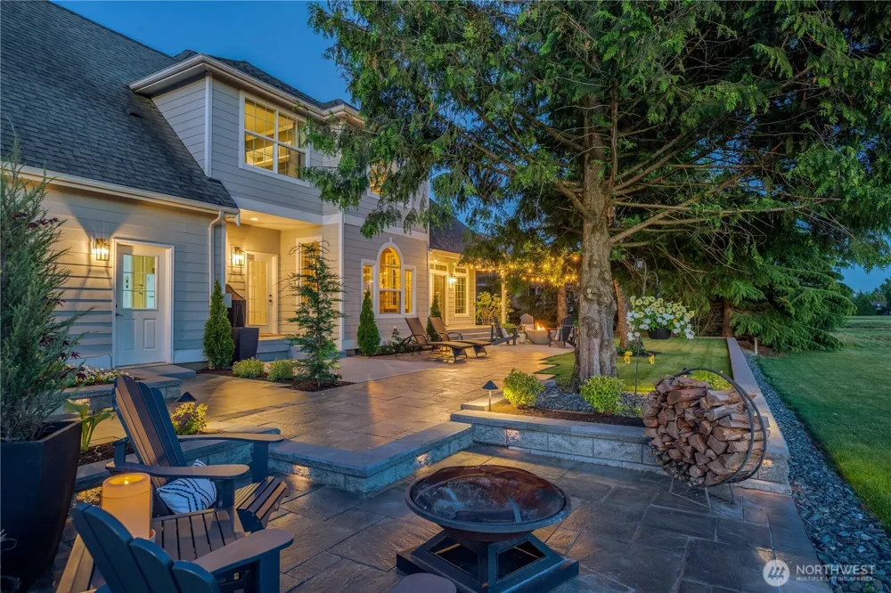 449 Island Green Way Lynden, WA 98264