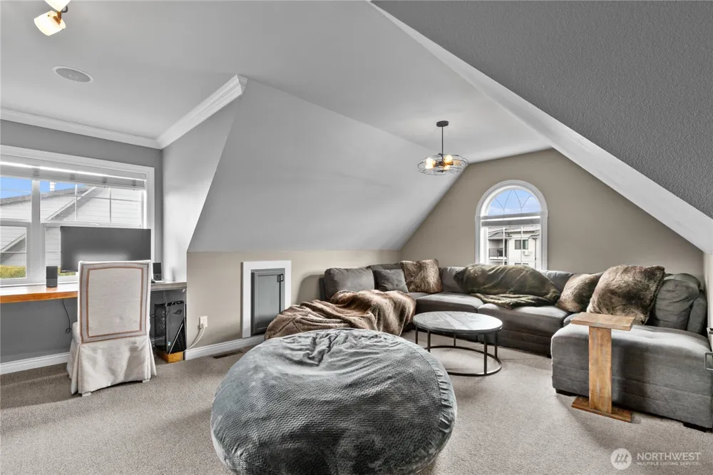 449 Island Green Way Lynden, WA 98264