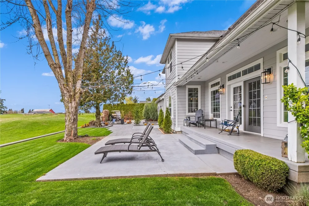 449 Island Green Way Lynden, WA 98264