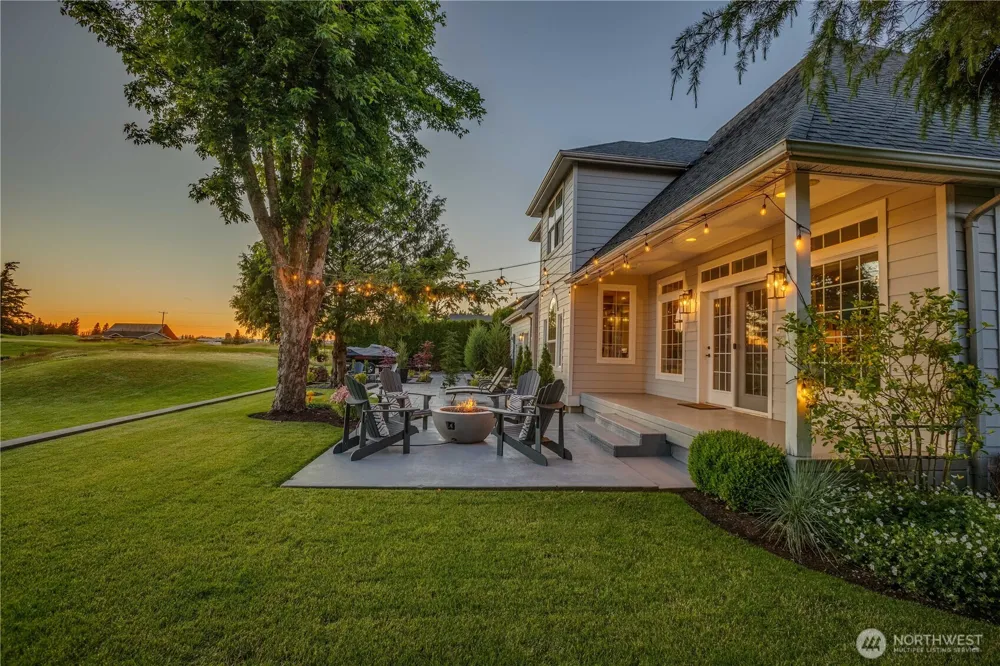 449 Island Green Way Lynden, WA 98264