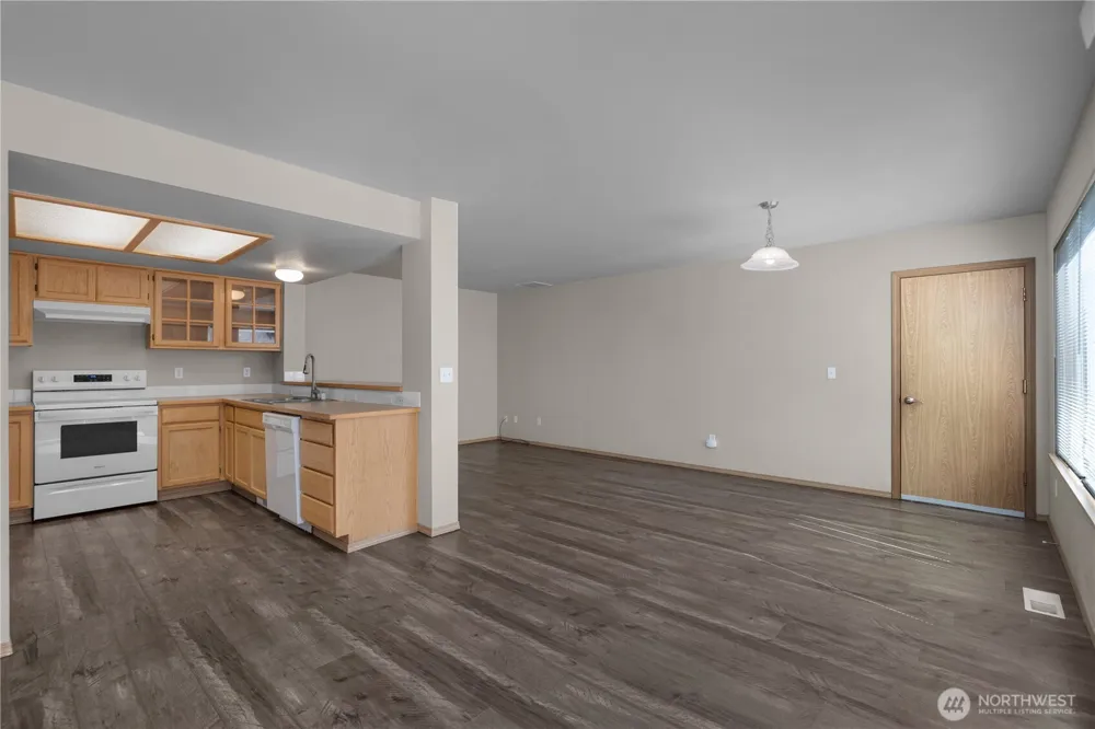 8014 Bedford Lane SE Tumwater, WA 98501