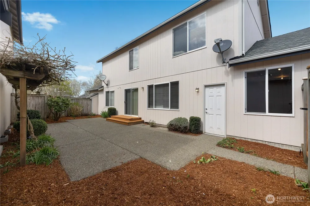 8014 Bedford Lane SE Tumwater, WA 98501