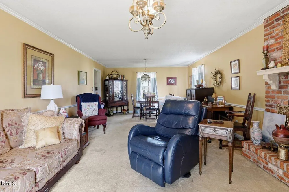 3701 Cornwallis Road Kinston, NC 28504