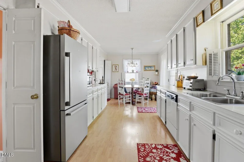 3701 Cornwallis Road Kinston, NC 28504