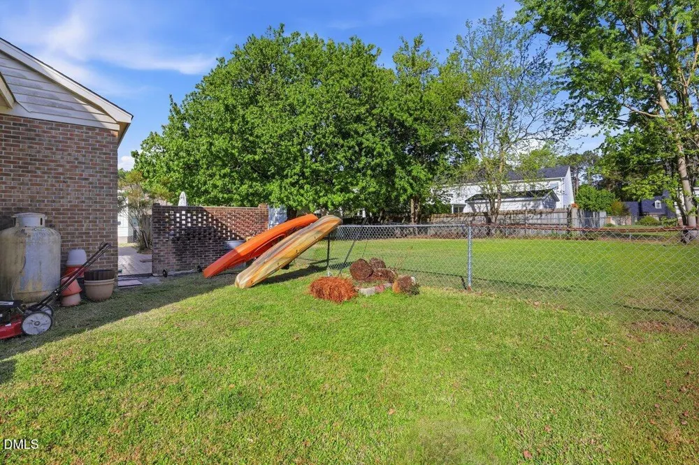 3701 Cornwallis Road Kinston, NC 28504