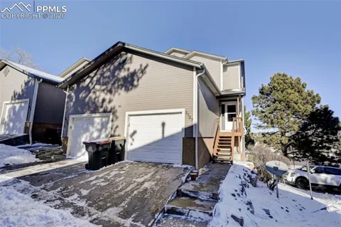 3127 Hearthridge Circle
