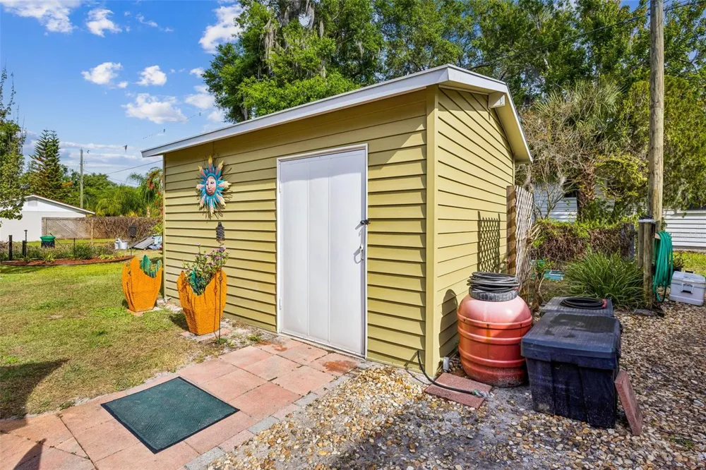 110 SHAFFER AVENUE Crescent City, FL 32112