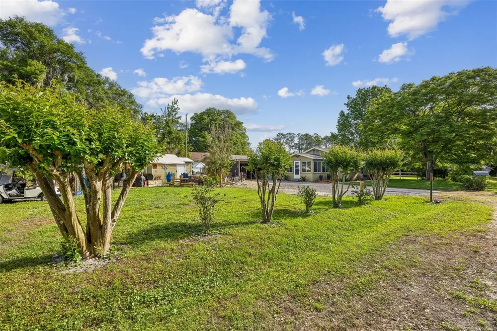 110 SHAFFER AVENUE Crescent City, FL 32112