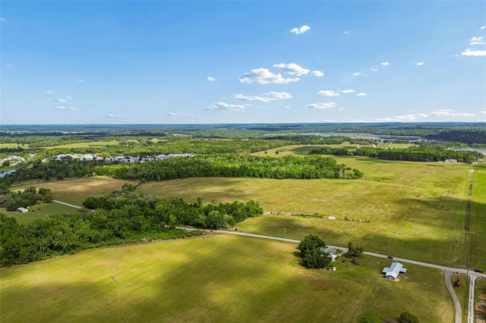 JOHNSTON ROAD Dade City, FL 33523