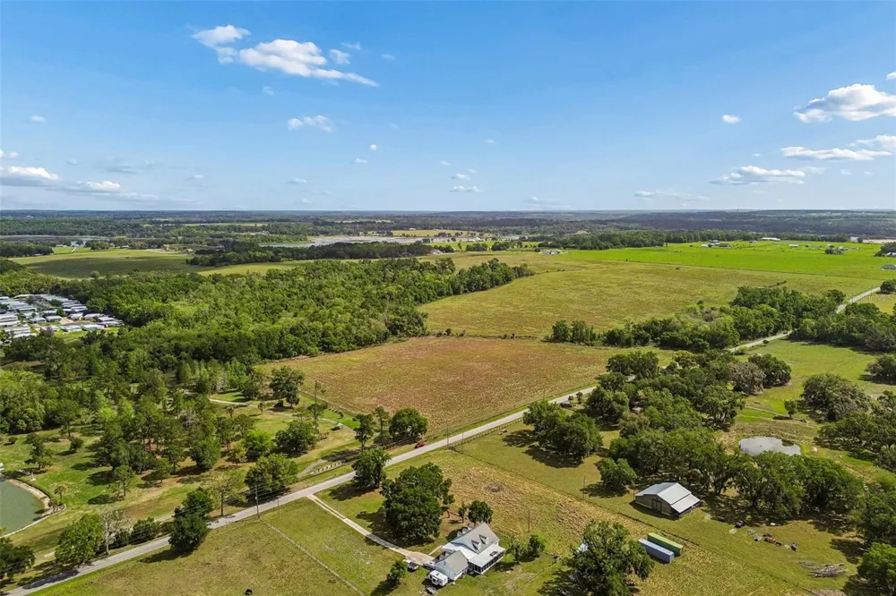JOHNSTON ROAD Dade City, FL 33523