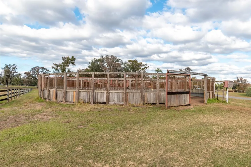 5100 W HWY 329 Reddick, FL 32686