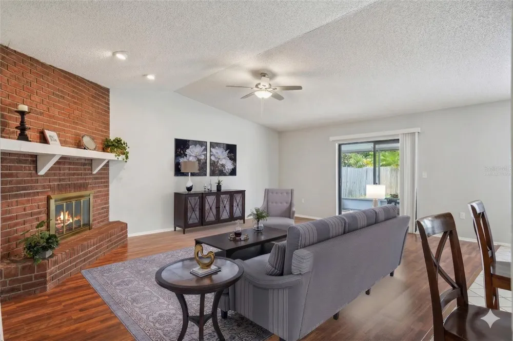 105 LOTUS CIRCLE Safety Harbor, FL 34695