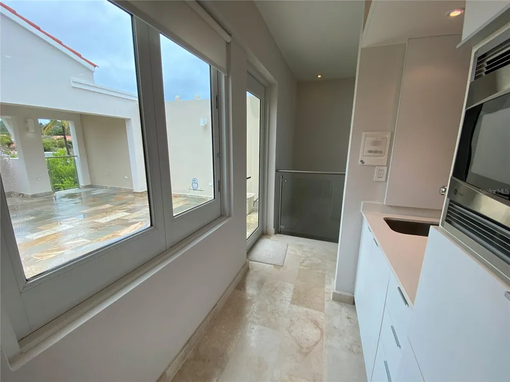 14 PENINSULA  DE SAN JUAN STREET Humacao, PR 00791