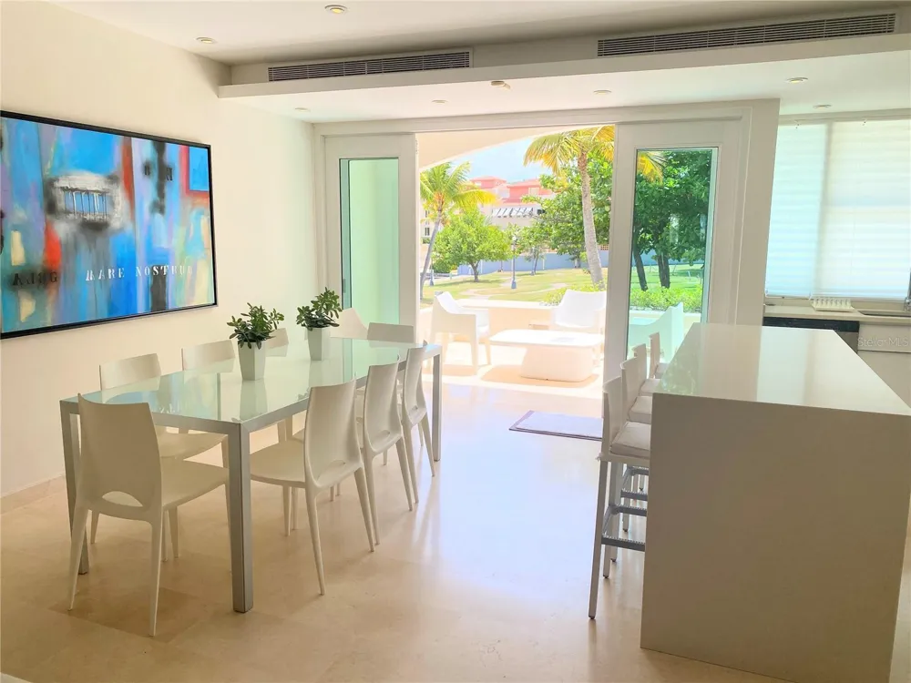 14 PENINSULA  DE SAN JUAN STREET Humacao, PR 00791