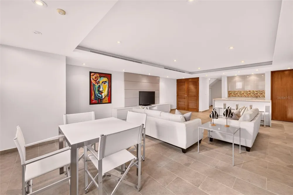 14 PENINSULA  DE SAN JUAN STREET Humacao, PR 00791