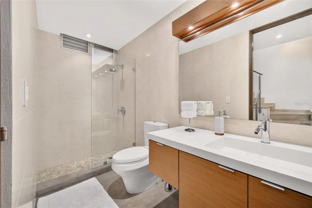 14 PENINSULA  DE SAN JUAN STREET Humacao, PR 00791