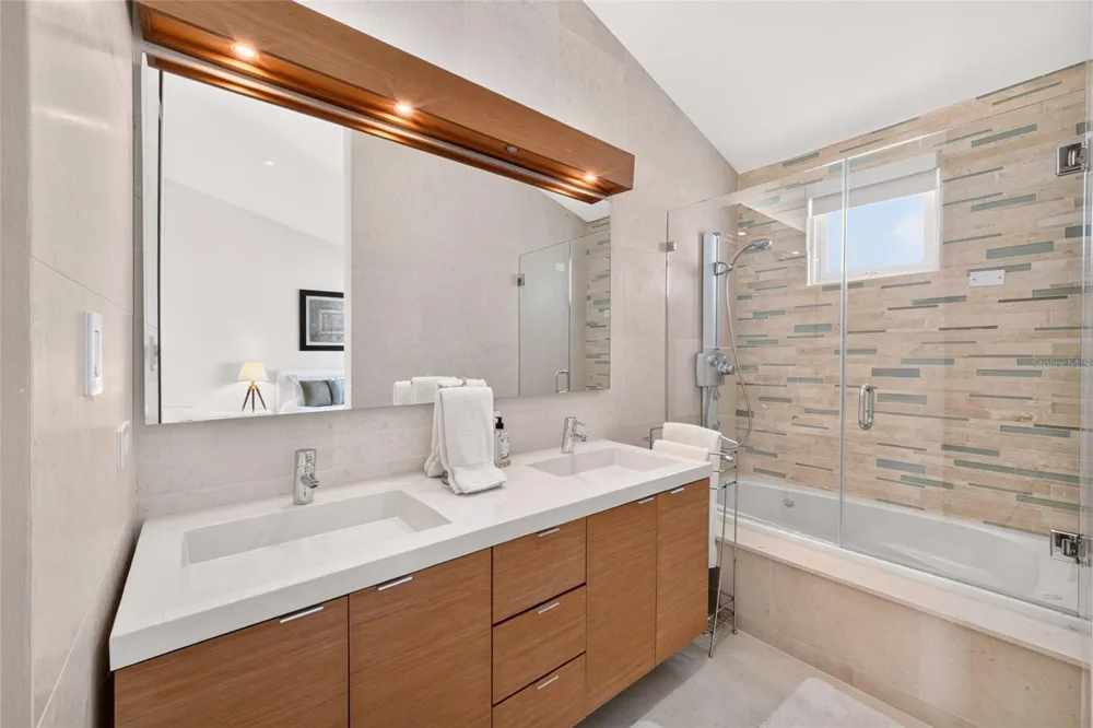 14 PENINSULA  DE SAN JUAN STREET Humacao, PR 00791
