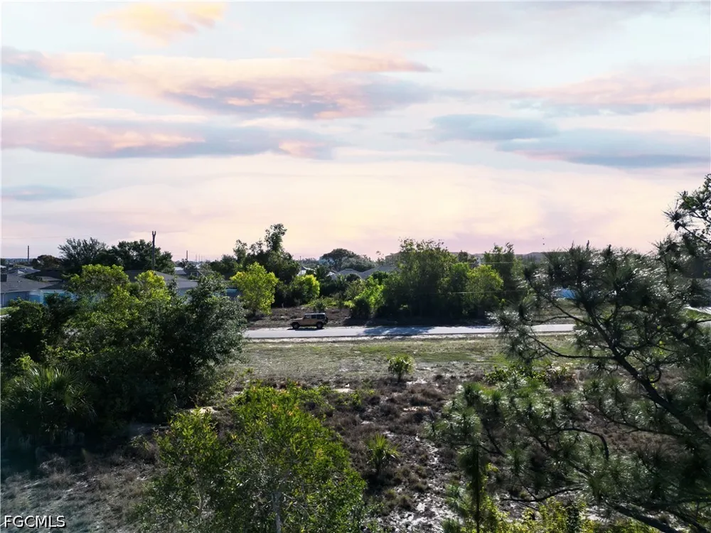 SW 9th Place Cape Coral, FL 33991