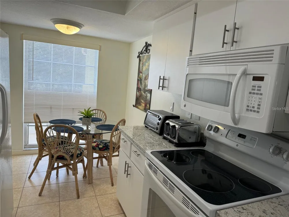 5246 WEDGEWOOD LANE #60 Sarasota, FL 34235