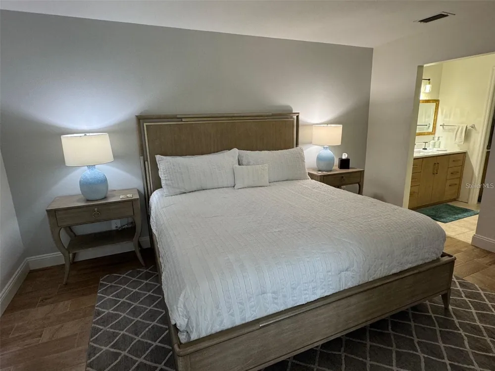 5246 WEDGEWOOD LANE #60 Sarasota, FL 34235