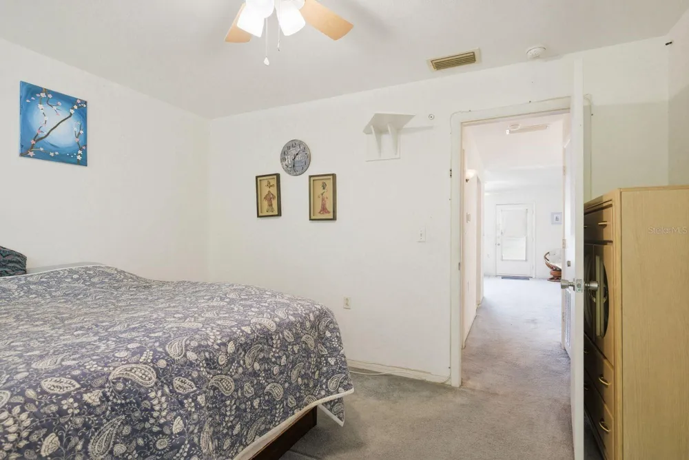 8220 112TH STREET #208 Seminole, FL 33772