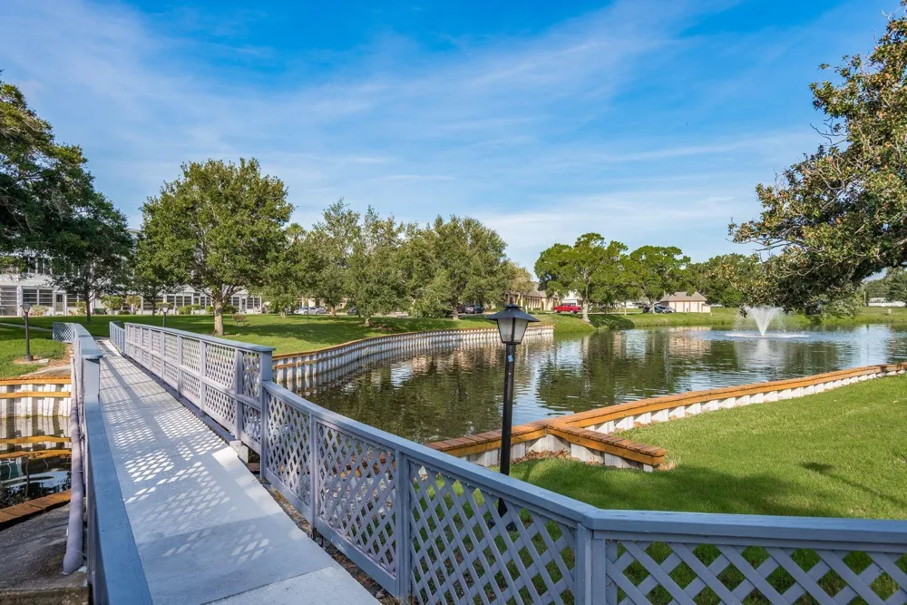 8220 112TH STREET #208 Seminole, FL 33772