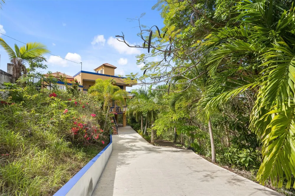 Km 15 H 7 PR 115 VILLA LA JOLLA Rincon, PR 00677