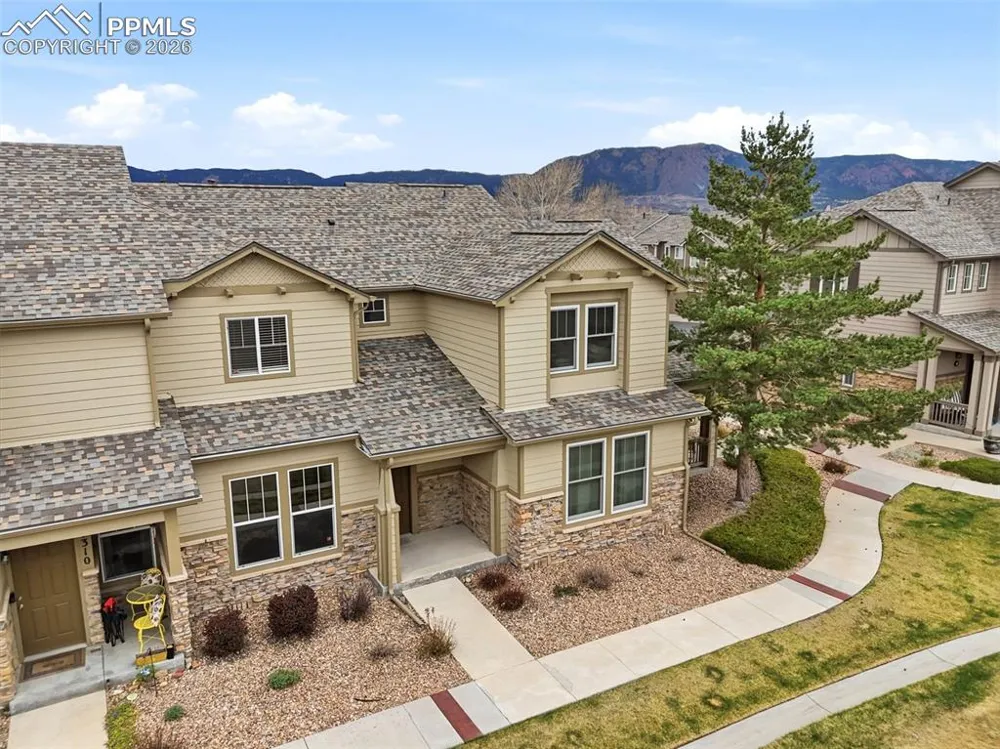 1316 Walters Point Monument, CO 80132