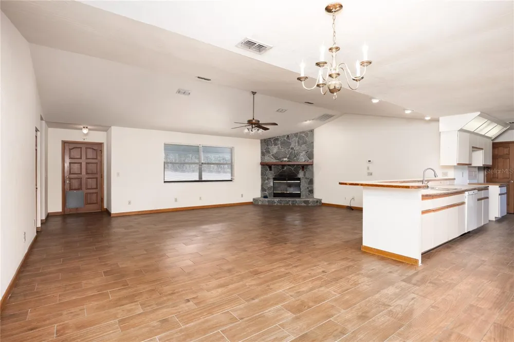 15181 NE 9TH STREET Williston, FL 32696