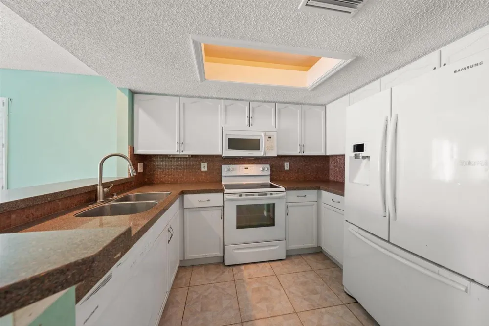 124 MARCDALE BOULEVARD Indian Rocks Beach, FL 33785