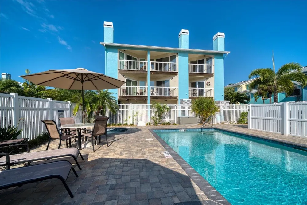 124 MARCDALE BOULEVARD Indian Rocks Beach, FL 33785