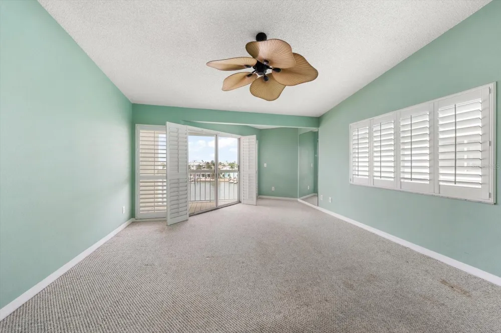 124 MARCDALE BOULEVARD Indian Rocks Beach, FL 33785