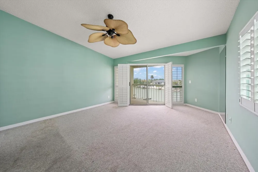 124 MARCDALE BOULEVARD Indian Rocks Beach, FL 33785