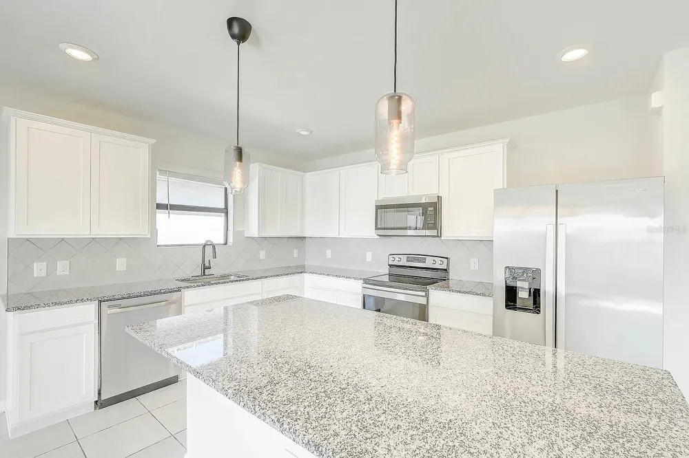 10820 MARLBERRY WAY North Fort Myers, FL 33917