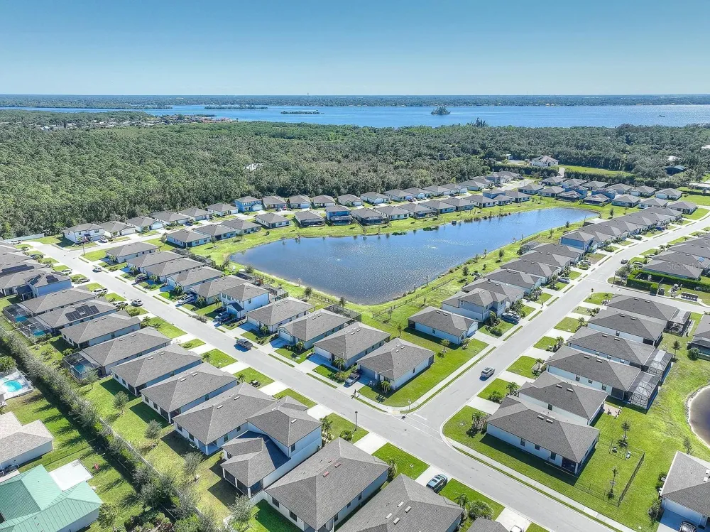10820 MARLBERRY WAY North Fort Myers, FL 33917