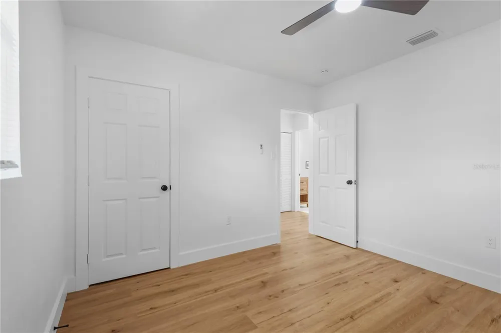 3243 6TH AVENUE S St Petersburg, FL 33712