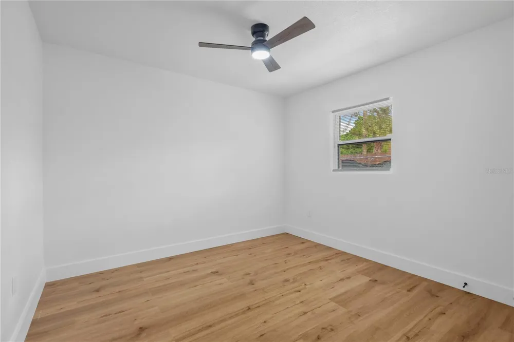 3243 6TH AVENUE S St Petersburg, FL 33712